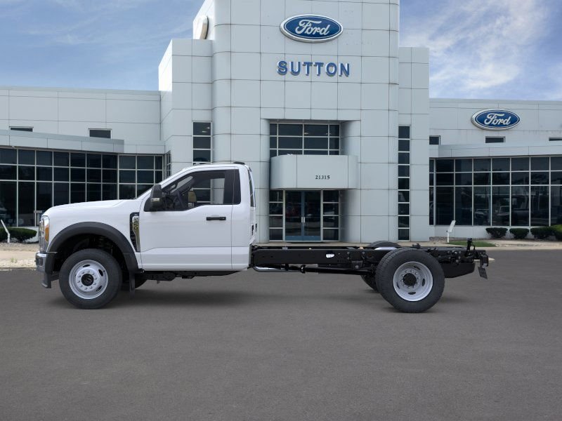 2025 Ford F-450 Super Duty Chassis Cab XL - Photo 25