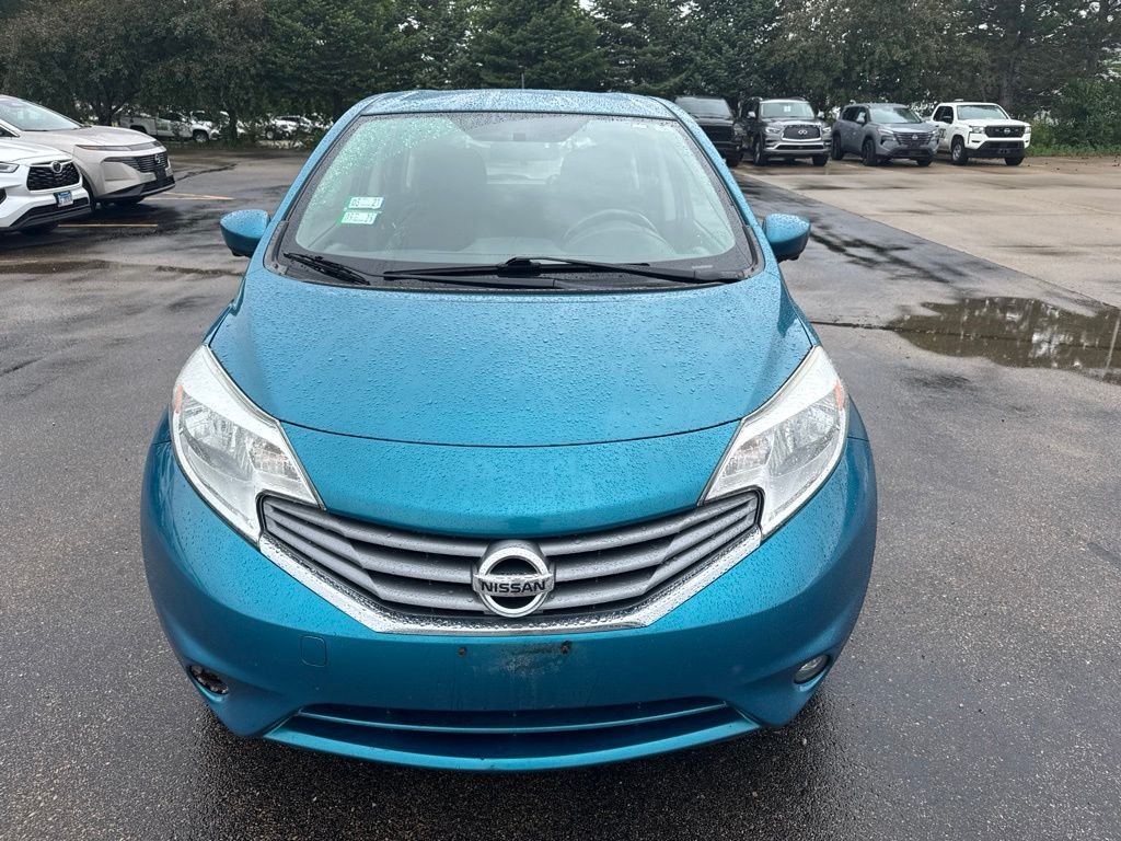 Used 2016 Peacock Nissan SL image 2