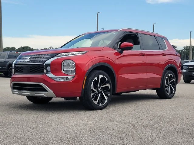 Used 2023 Red Mitsubishi SEL image 33