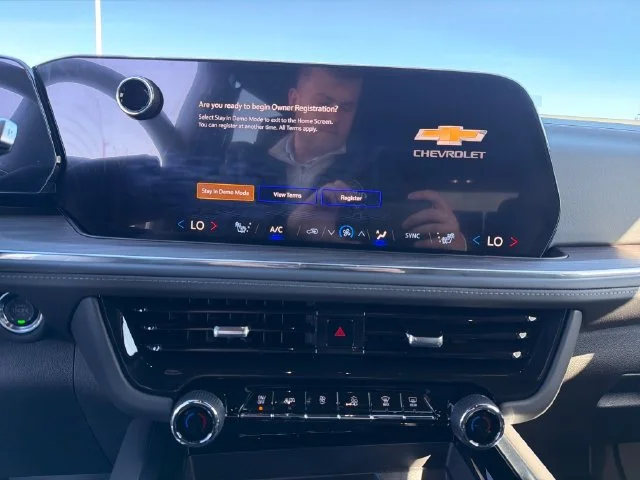 New 2027 Sterling Gray Metallic Chevrolet LT image 21