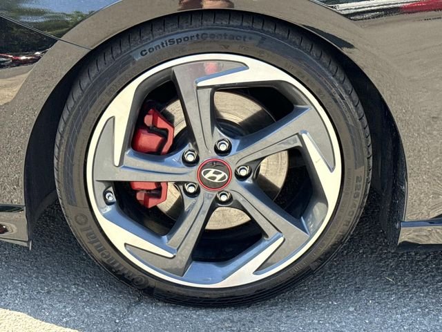 Used 2020 Black Hyundai Turbo image 12
