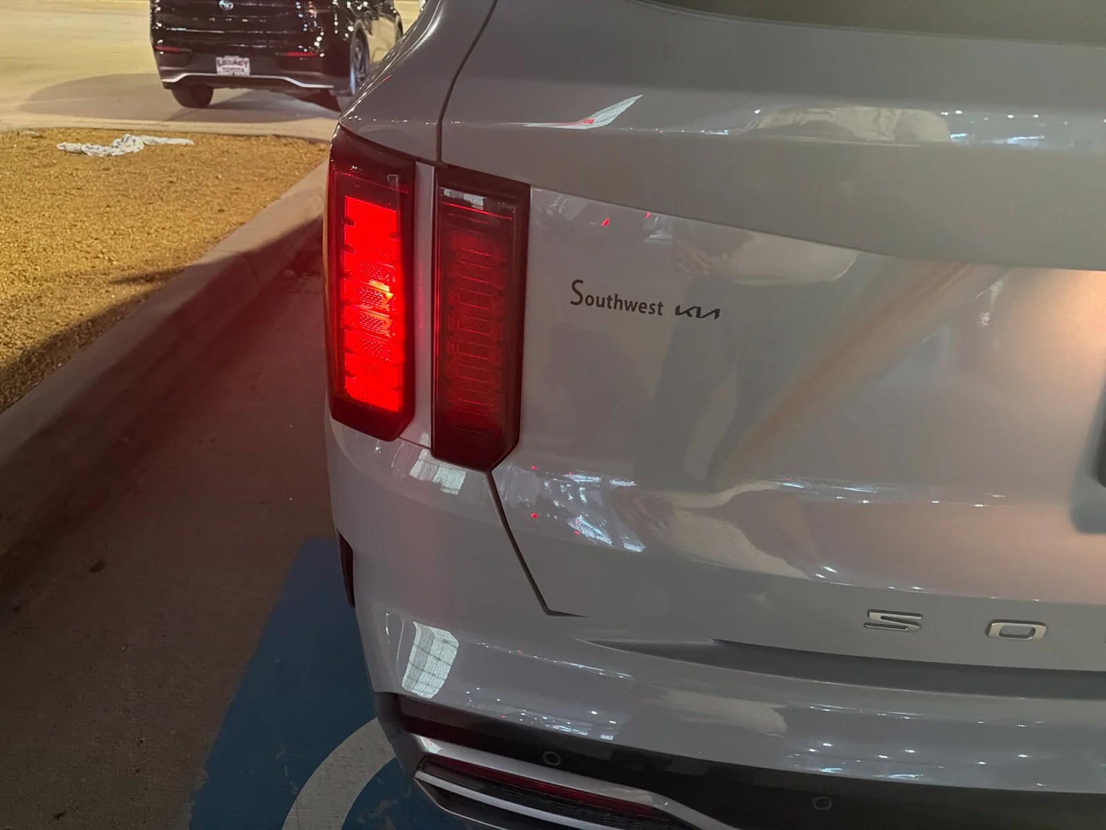 Used 2022 Gray Kia EX image 16