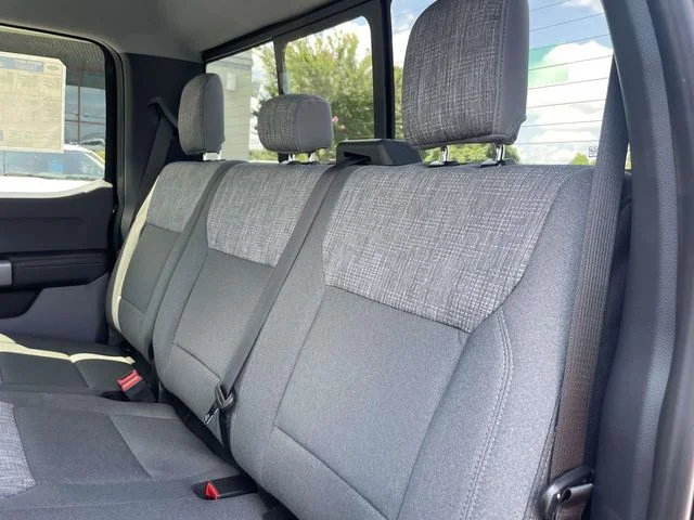 New 2026 Agate Black Metallic Ford XLT image 10