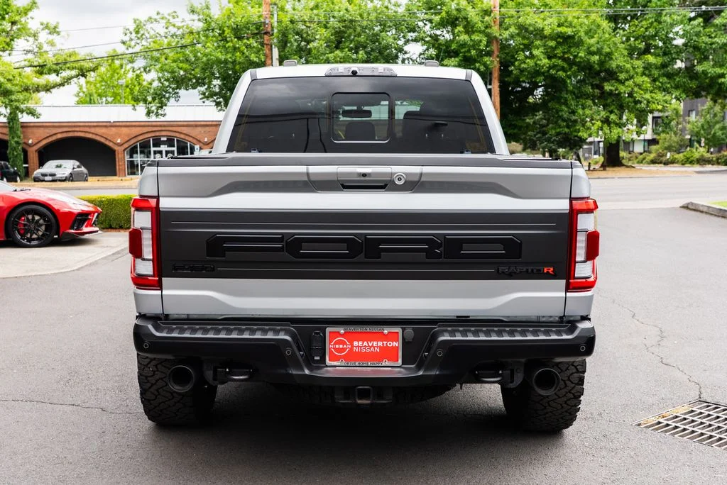 Used 2023 Silver Ford Raptor image 5
