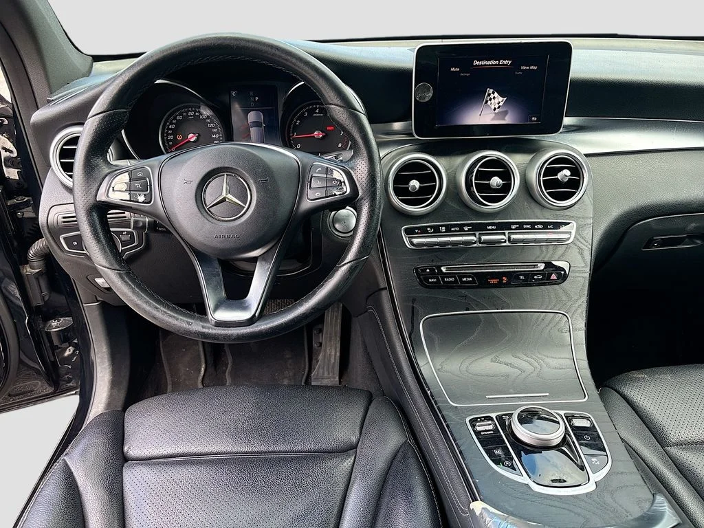 Used 2018 Black Mercedes-Benz GLC 300 image 34