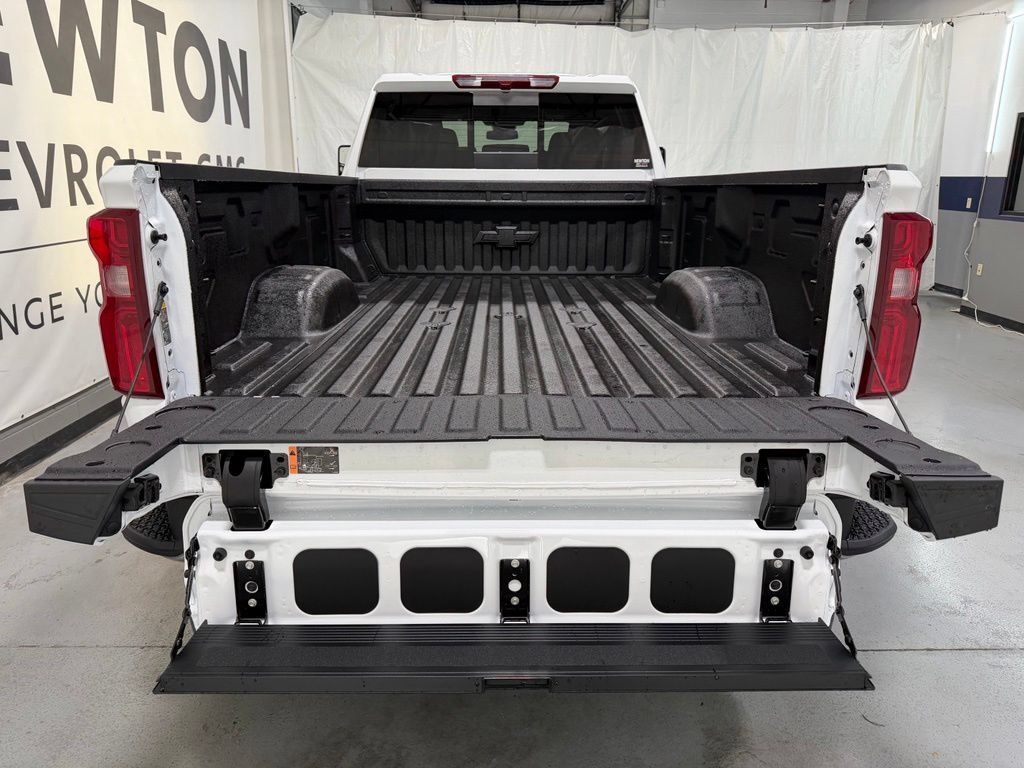 2026 Chevrolet Silverado 3500 HD LT - Photo 36