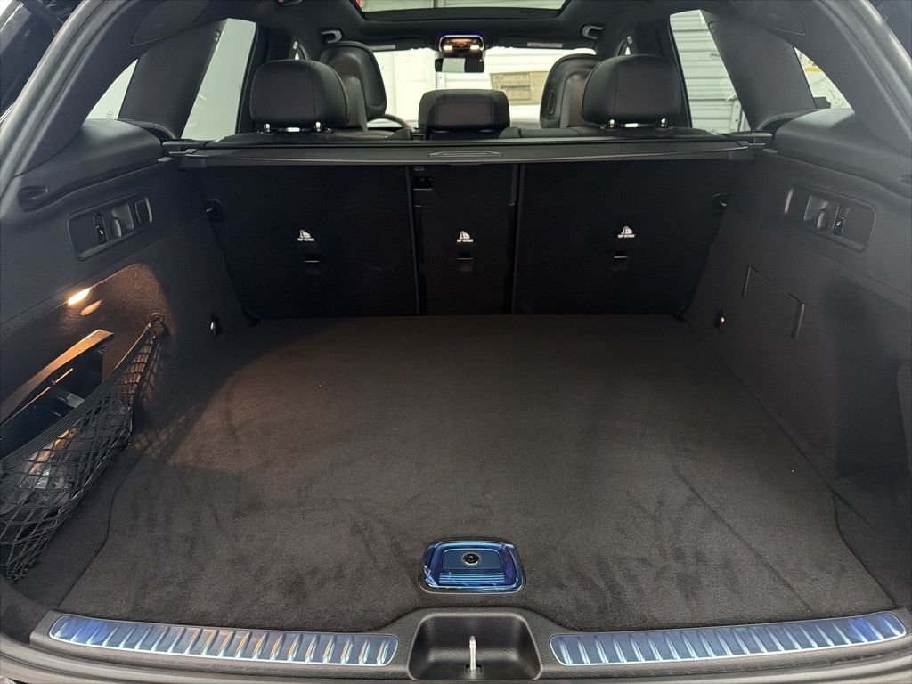 Used 2026 Black Mercedes-Benz GLC 300 image 24