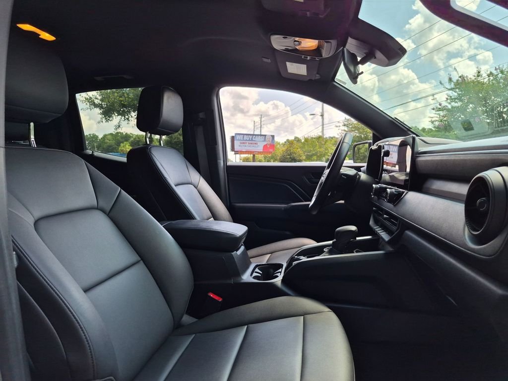 Used 2025 Gray Chevrolet Trail Boss image 27