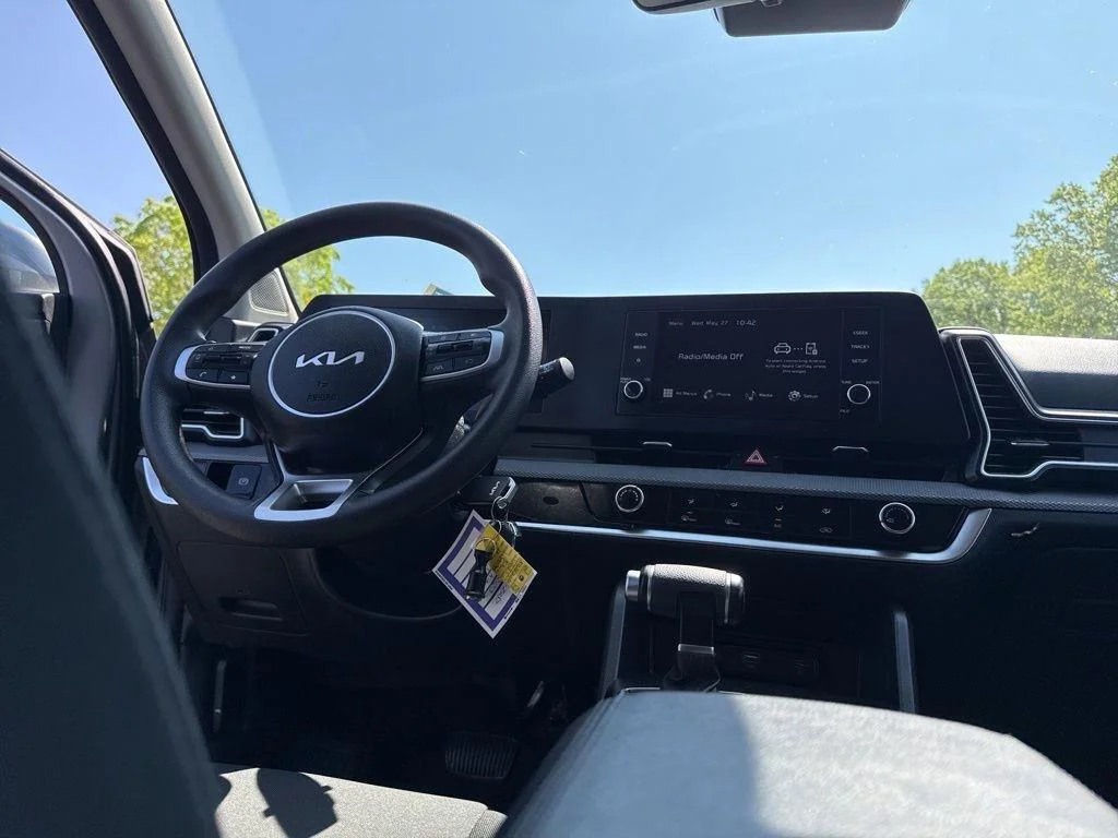 Used 2023 Steel Gray Kia LX image 5