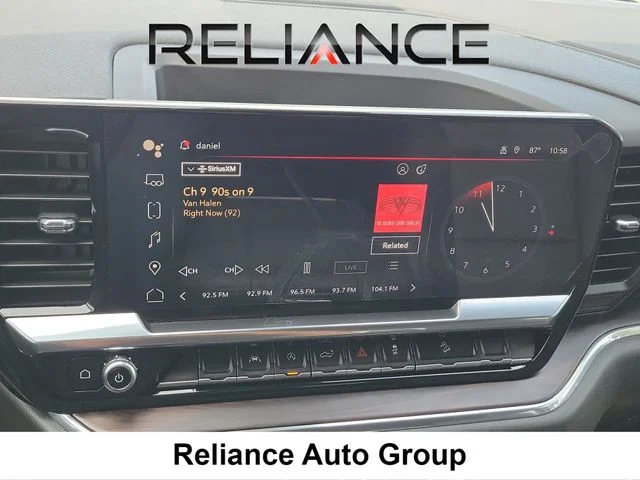 Used 2023 Silver GMC SLT image 32
