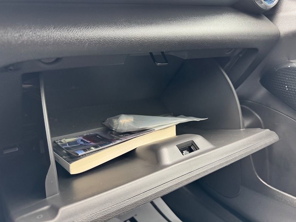 2024 Chevrolet Trax LT - Photo 25