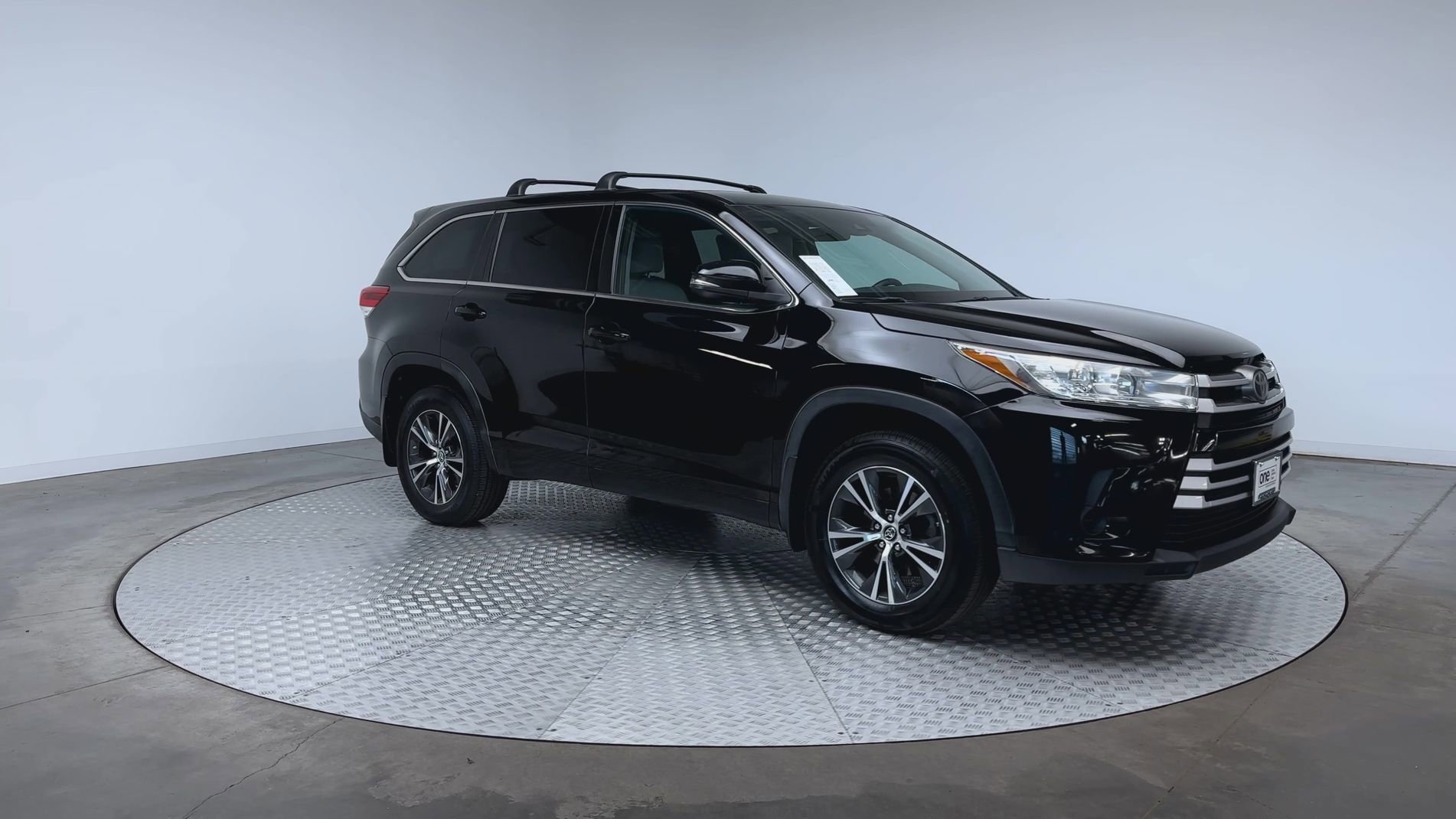 Used 2017 Midnight Black Metallic Toyota LE image 2