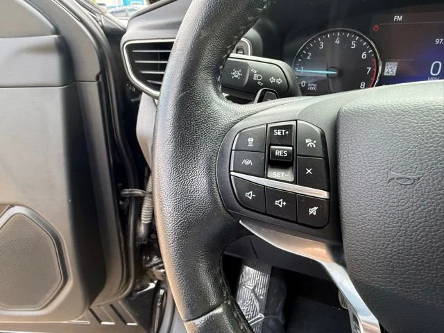 Used 2020 Black Ford Limited image 17