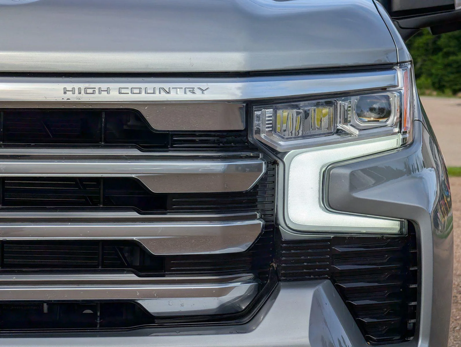 Used 2025 Sterling Gray Metallic Chevrolet High Country image 10