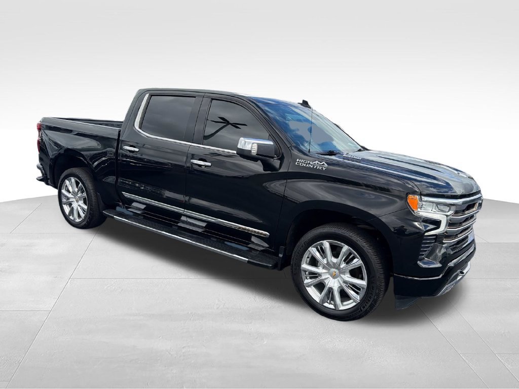 Used 2022 Black Chevrolet High Country image 7
