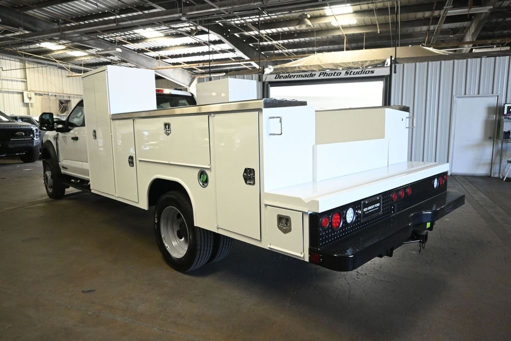 New 2026 Oxford White Ford XL image 7