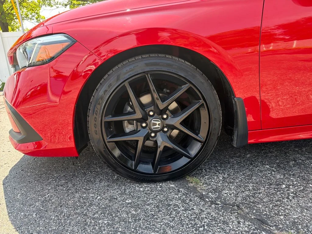 Used 2023  Honda Sport image 40