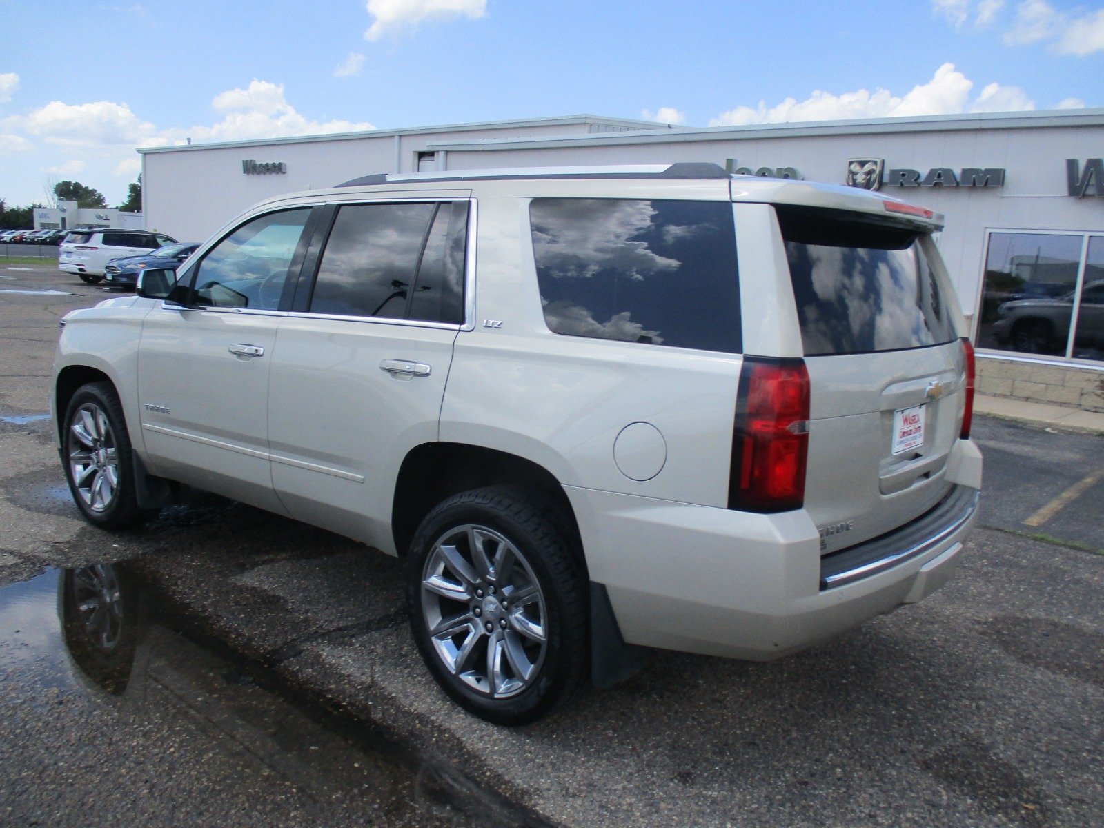 Used 2016 Chevrolet Tahoe LTZ with VIN 1GNSKCKCXGR254422 for sale in Waseca, MN
