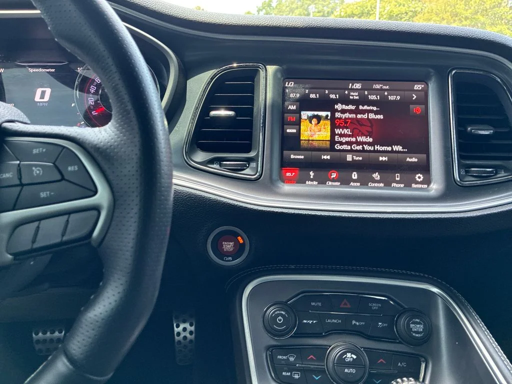 Used 2019 White Dodge SRT Hellcat image 26
