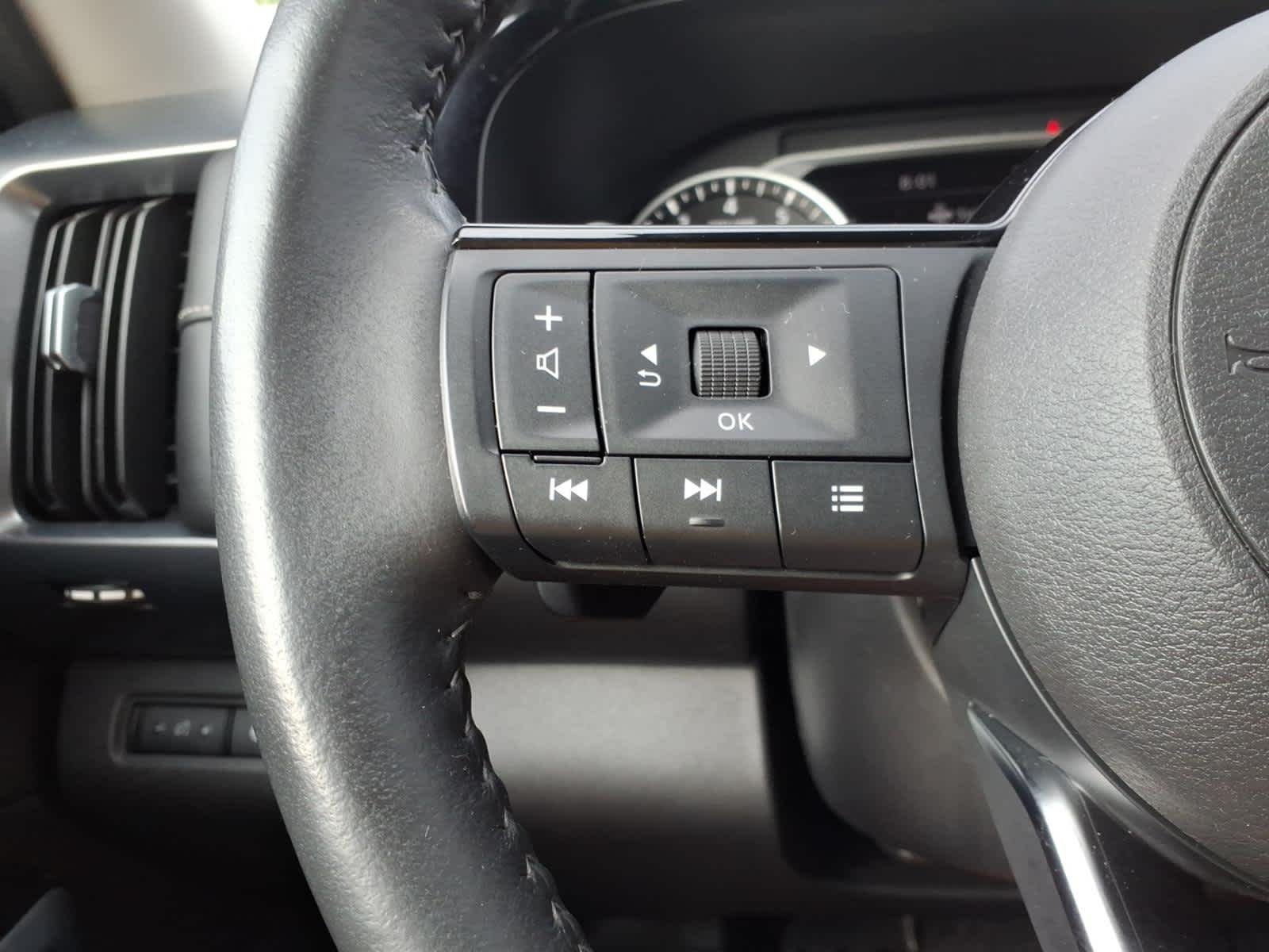 Certified Used 2024 Scarlet Ember Tintcoat Nissan SL image 25