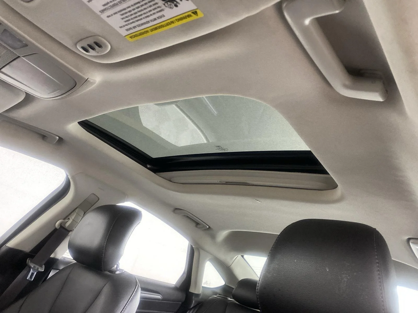 Used 2014 White Platinum Metallic Tri-Coat Ford Titanium image 24