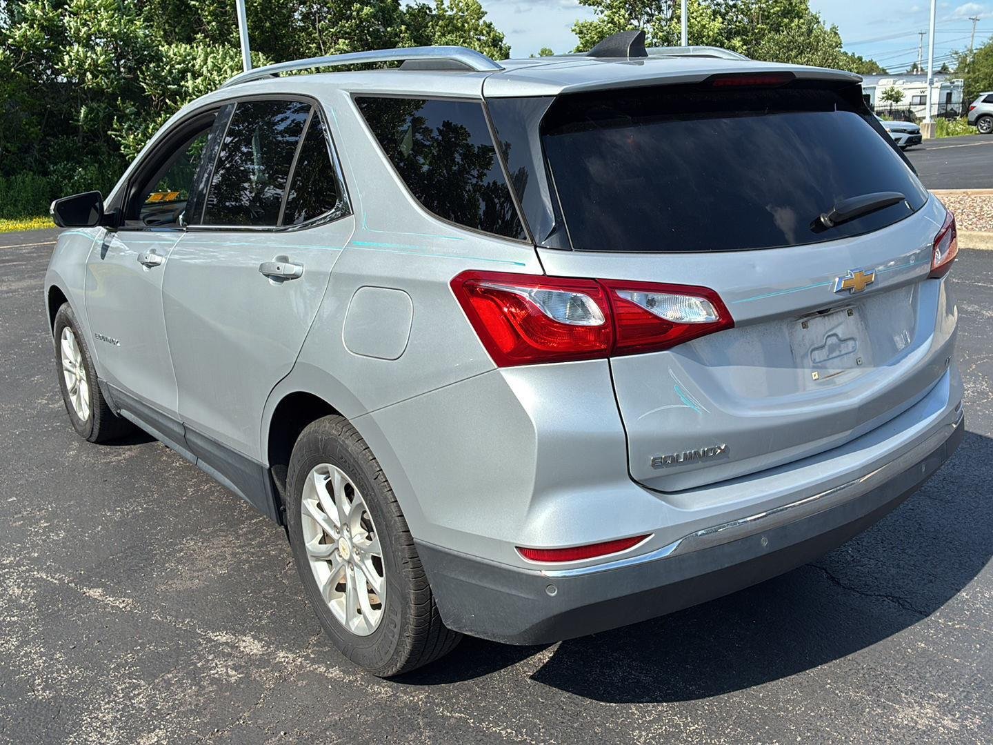 Used 2018  Chevrolet  image 17