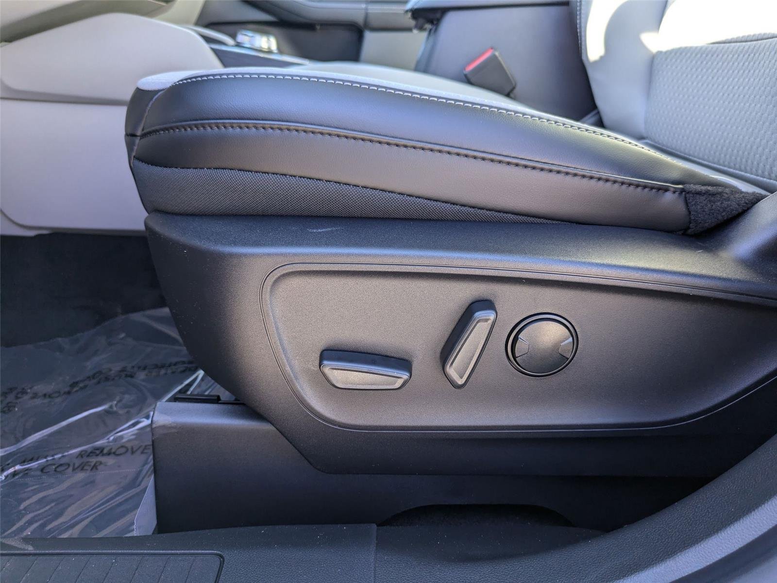 New 2025 Vapor Blue Metallic Ford PHEV image 16