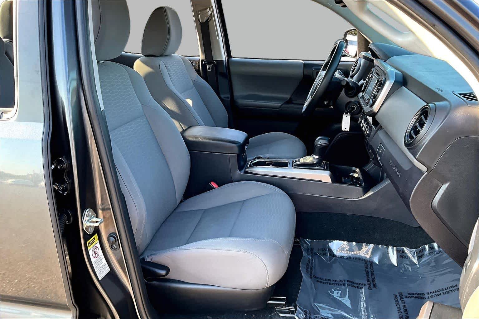 Used 2017 Magnetic Gray Metallic Toyota SR5 image 8