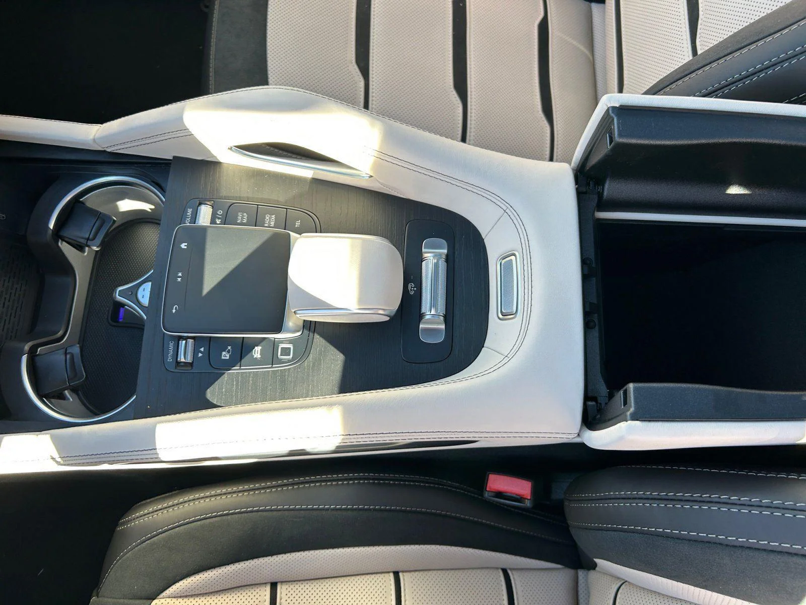 New 2026 Polar White Mercedes-Benz AMG® GLE 53 4MATIC+ Coupe image 21