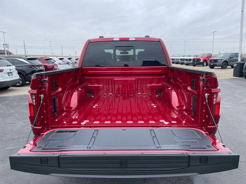 New 2026 Ruby Red Metallic Tinted Clearcoat Ford XLT image 35