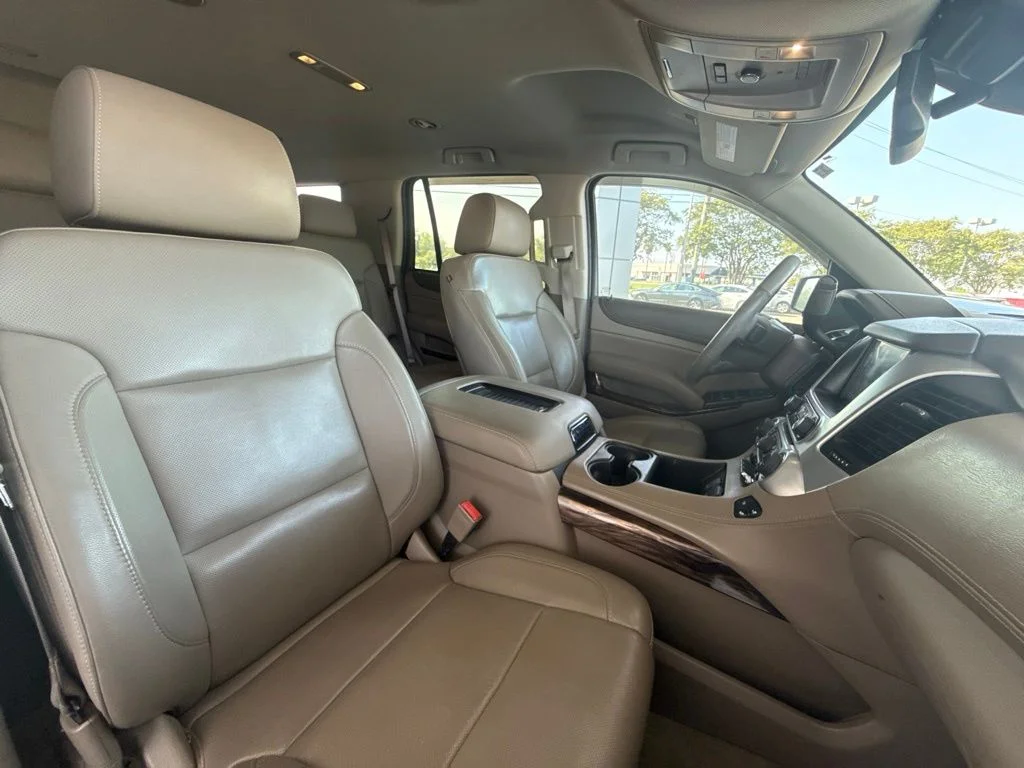 Used 2016 White GMC SLT image 31
