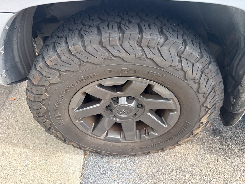 Used 2021  Toyota Trail image 7