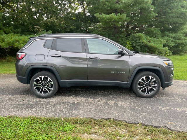 Certified Used 2023 Crystal Metallic Jeep Limited image 2