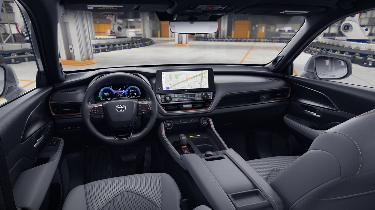 New 2026 Wind Chill Pearl Toyota Hybrid MAX Platinum image 19