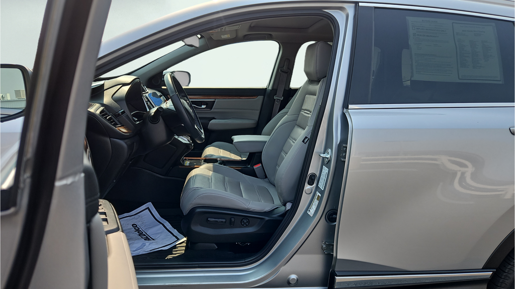 Used 2021 Silver Honda Touring image 17