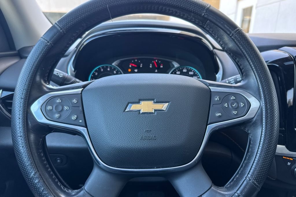 Used 2020 Satin Steel Metallic Chevrolet Premier image 30