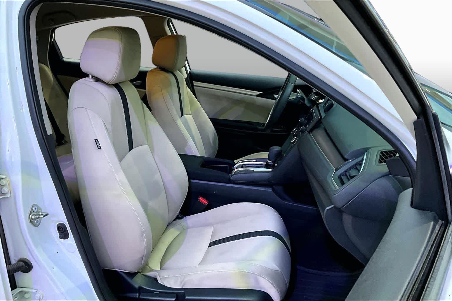 Used 2016 Taffeta White Honda LX image 9