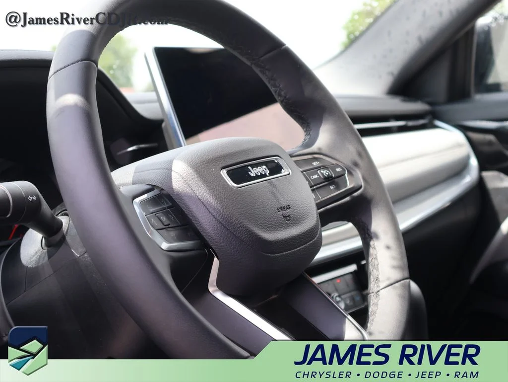 Used 2025 Black Jeep Limited image 24