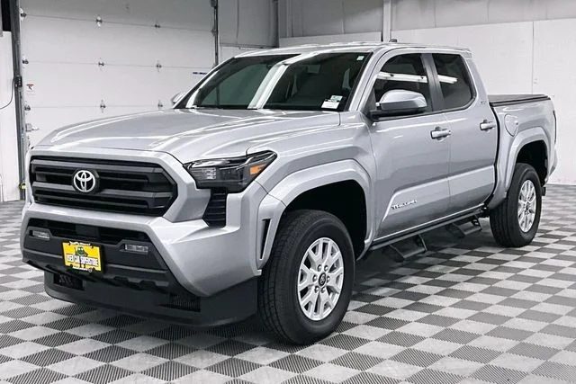 Used 2025 Celestial Silver Metallic Toyota SR5 image 11