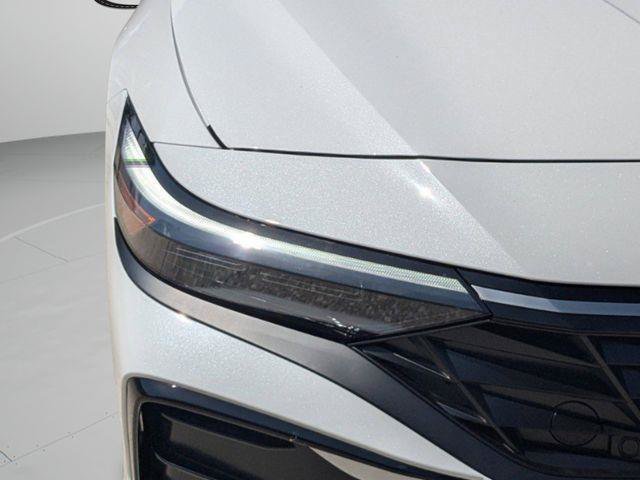 New 2026 Serenity White Hyundai SEL Sport image 10