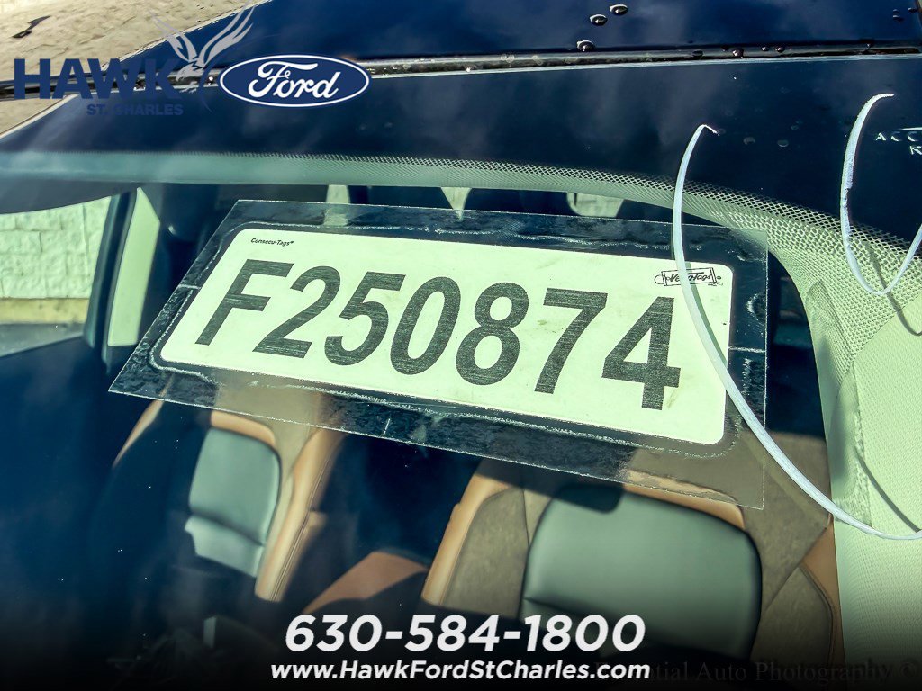 New 2025 Eruption Green Metallic Ford Outer Banks® image 19