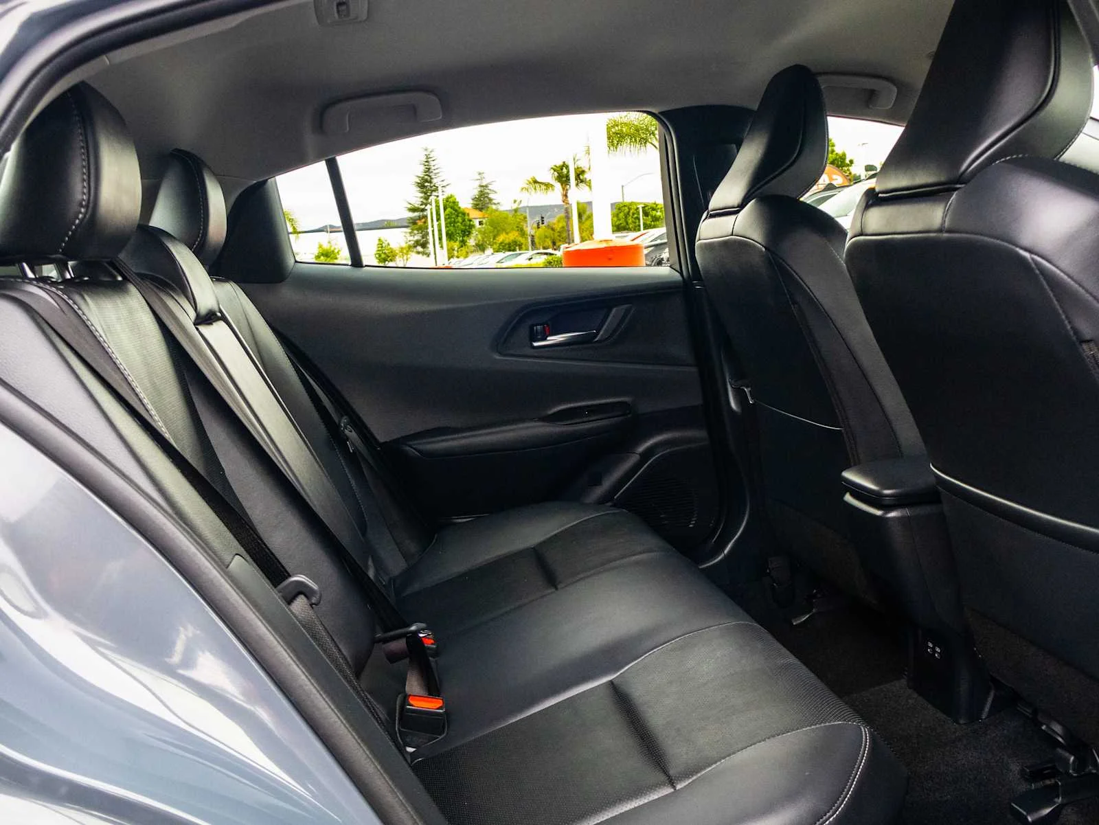 Used 2025 Guardian Gray Toyota XLE image 19