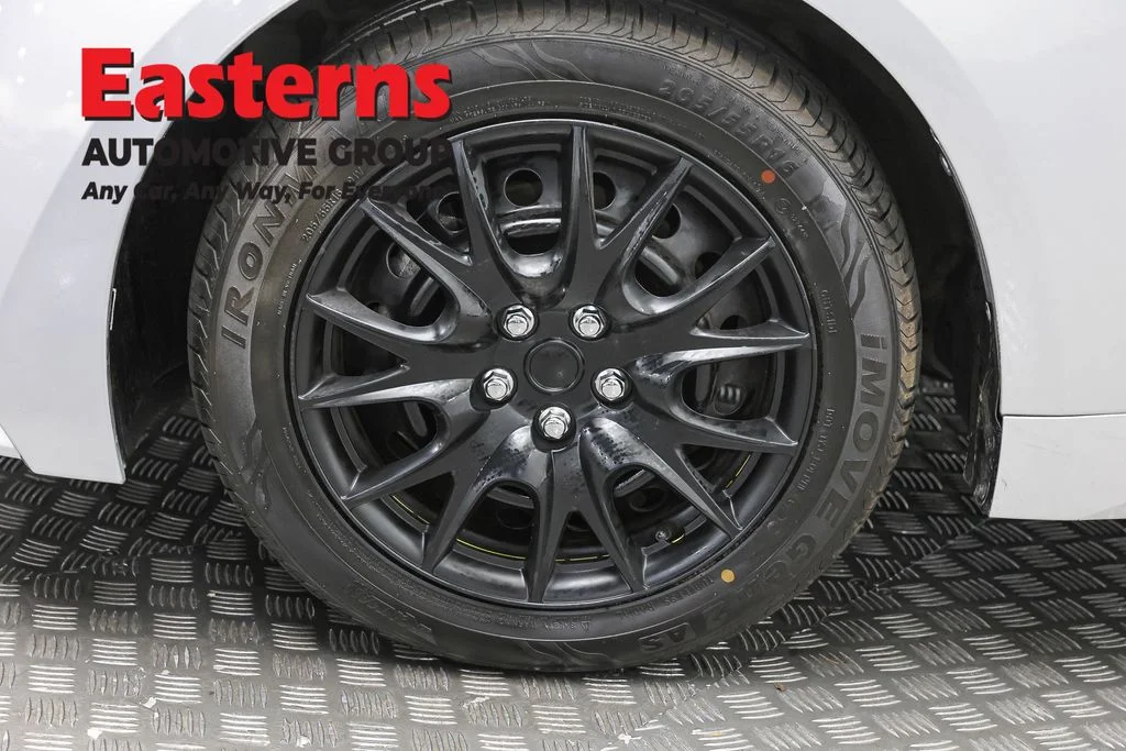 Used 2021 Silver Toyota LE image 31