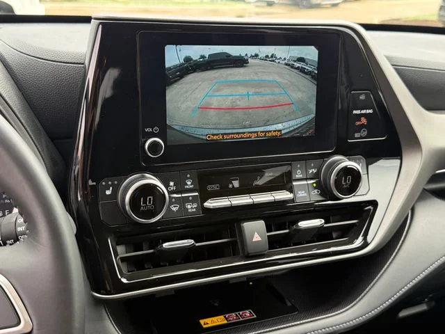 Certified Used 2026  Toyota XLE image 18