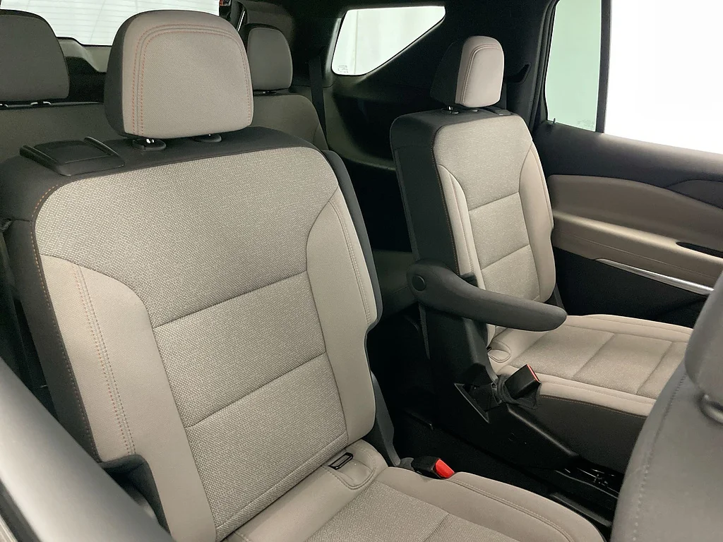 Used 2025 Mosaic Black Metallic Chevrolet LT image 26