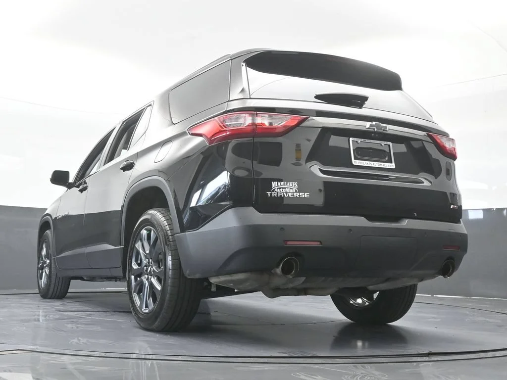 Used 2021 Mosaic Black Metallic Chevrolet RS image 70
