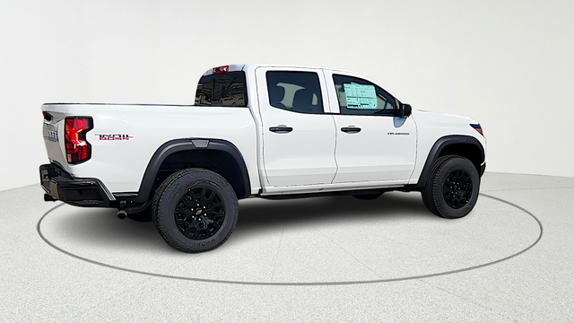 New 2026 White Chevrolet Trail Boss image 8