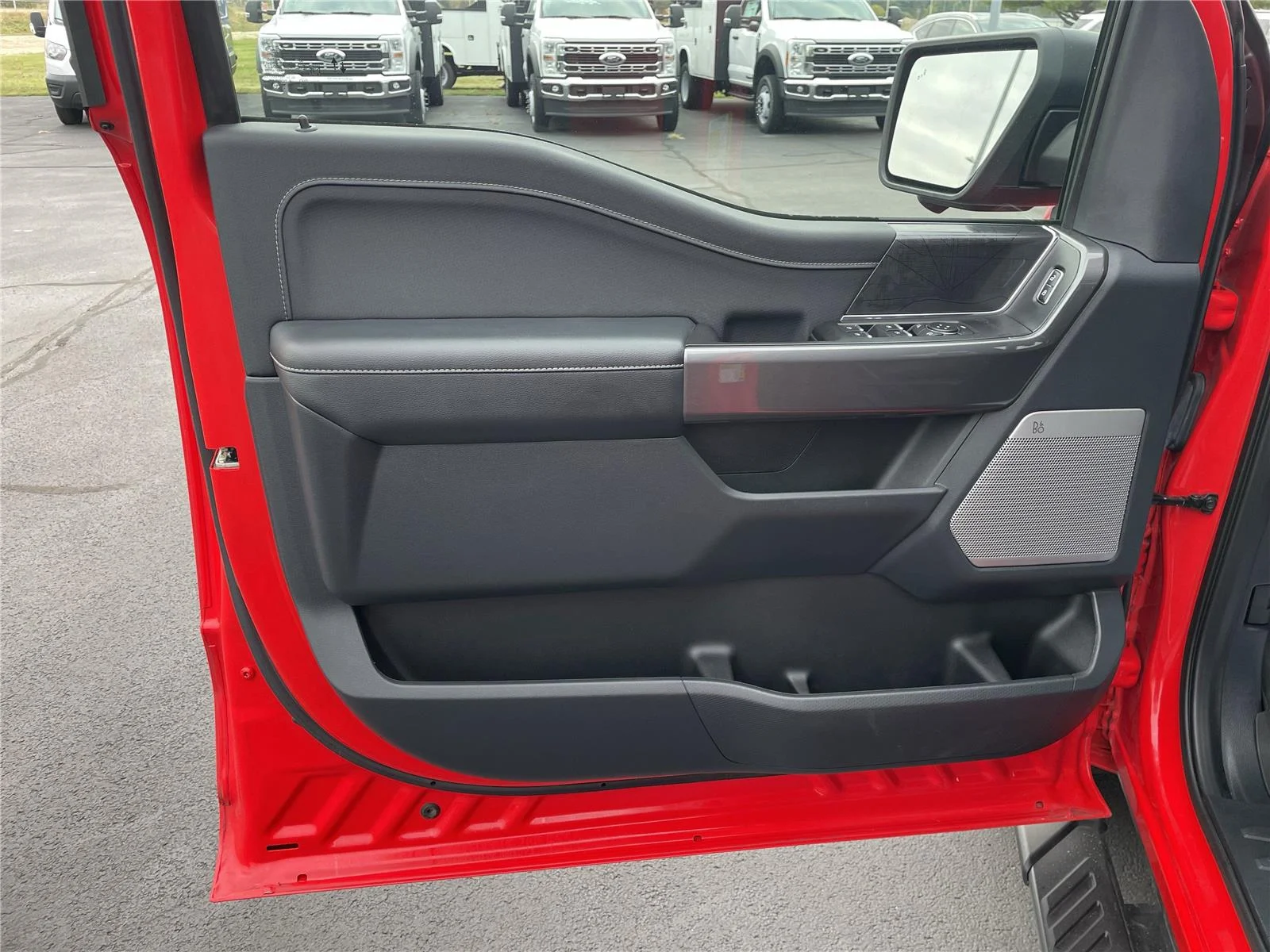 Used 2022 Race Red Ford XLT image 10