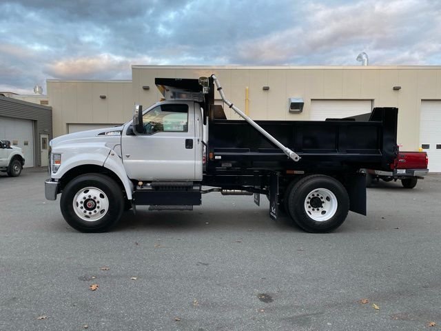 New 2026 White Ford XL image 4