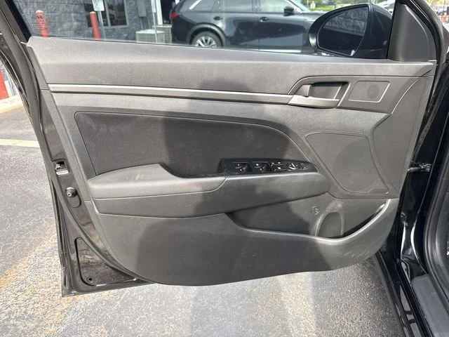 Used 2017 Black Hyundai Value Edition image 22